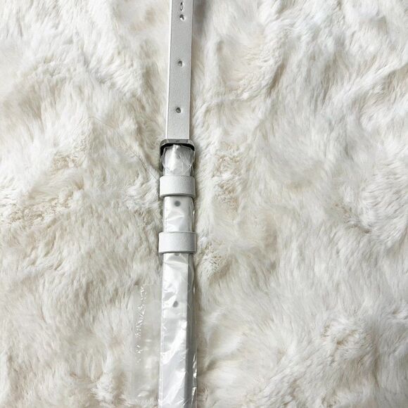 Kate Spade New York Arctic Friends Polar Bear Crossbody Leather Bag NWT - Picture 11 of 15